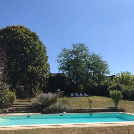 Villa De La Plaine